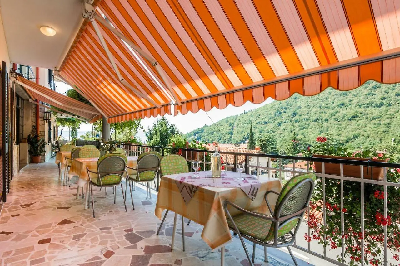 Rooms Vanda & Frane Moscenicka Draga Guest house
