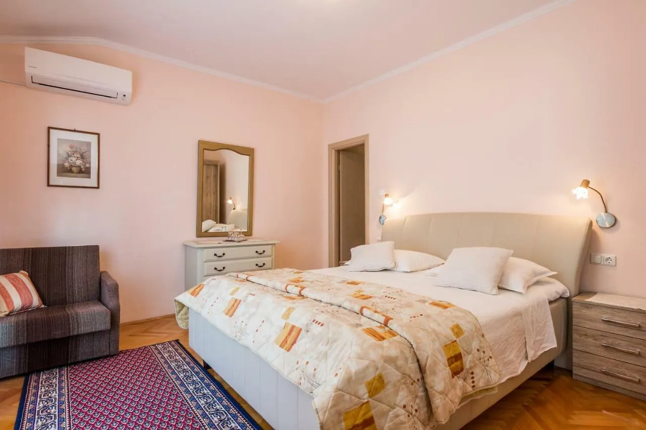 Rooms Vanda & Frane Moscenicka Draga 4*,