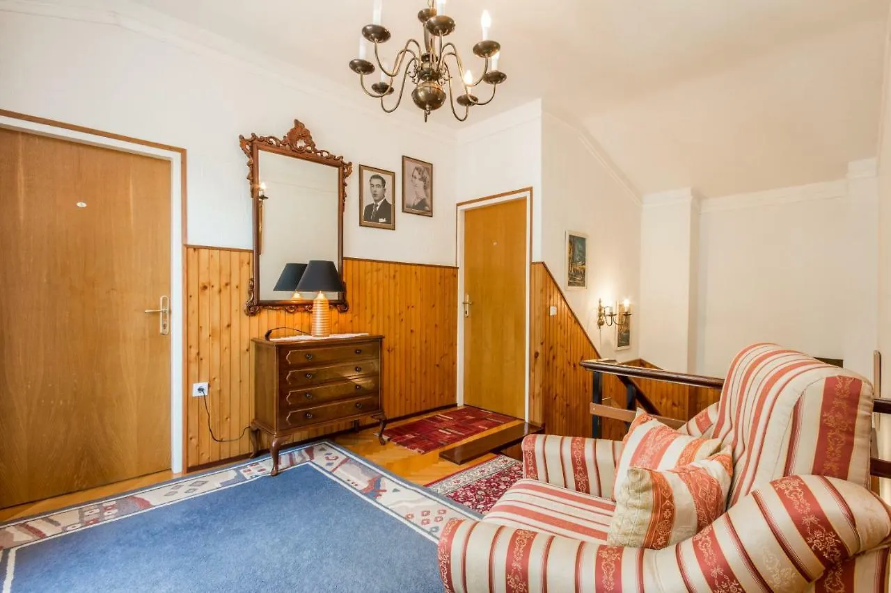 Rooms Vanda & Frane Moscenicka Draga 4*,  Croatia